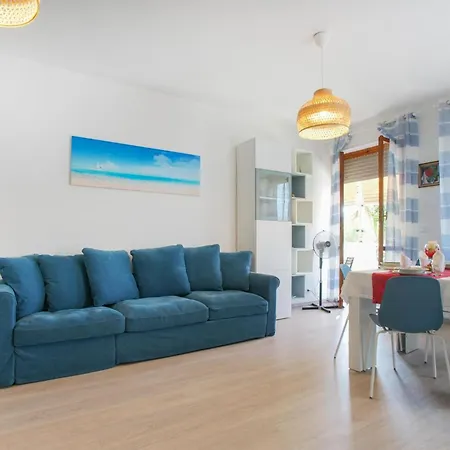 Stunning In Apartment *