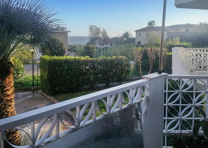 In Apartamento Santo Stefano al Mare